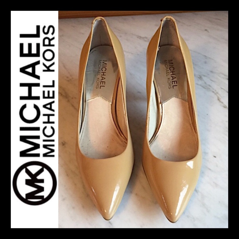 Michael Kors Patent leather heels pumps nude 5.5